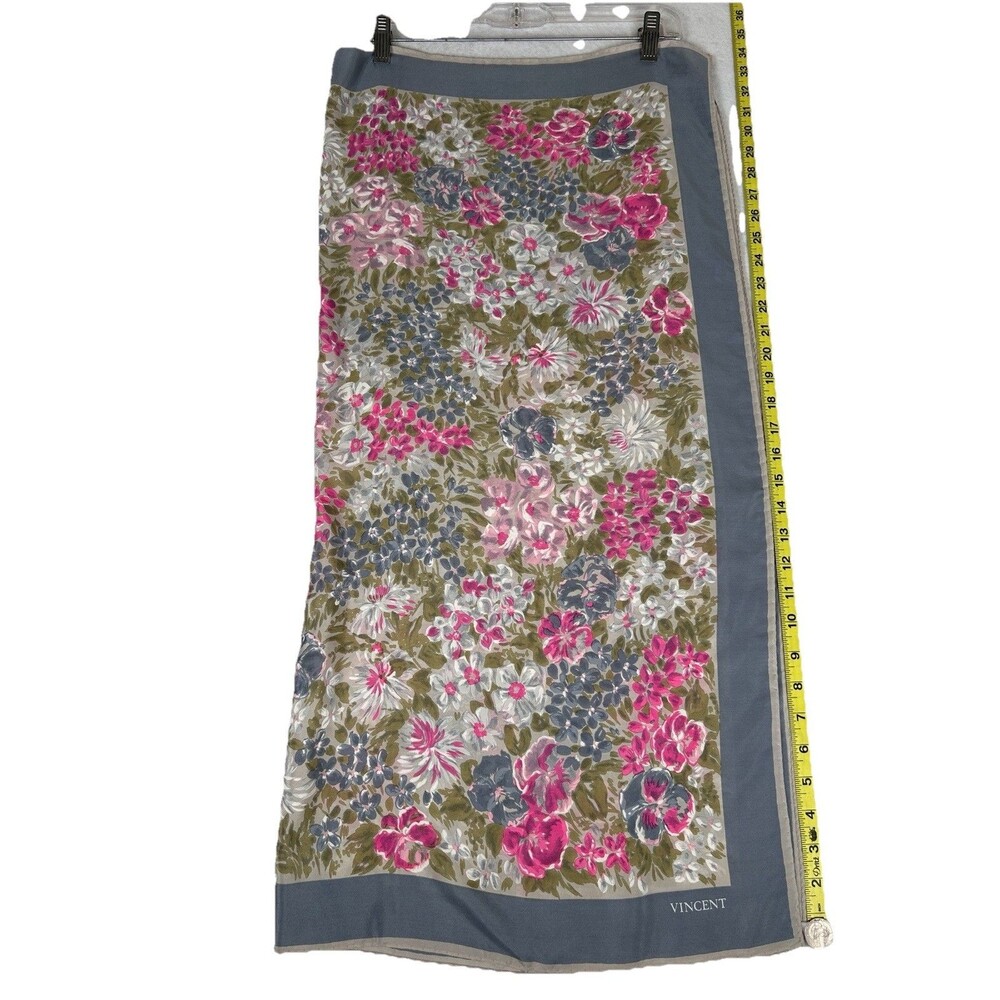 VTG Vincent 100% silk blue bordered pink floral hand hemmed 34 X 33 in scarf